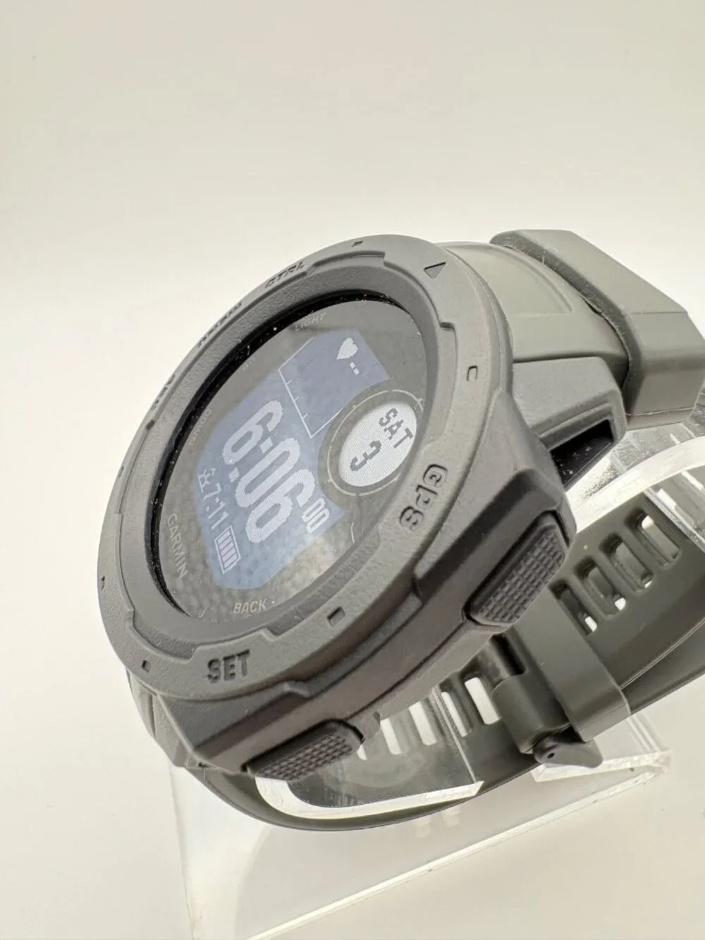 Garmin Instinct GPS Rugged Outdoor Smartwatch Black 45mm 010-02064-00 w/ Cable